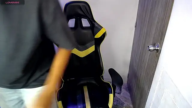 Rick oficiall online show from April 2026 02:39:01 PM