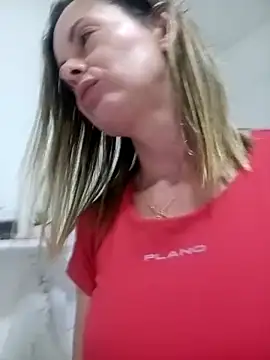 Snapshot of sapequinhaahmister chatting on February 2026 03:29:02 AM sapequinhaahmister online show from February 2026 03:29:02 AM