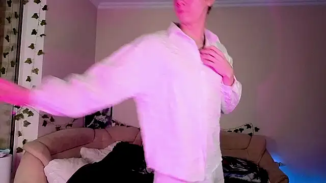 VanthonyV online show from February 2026 07:45:01 PM