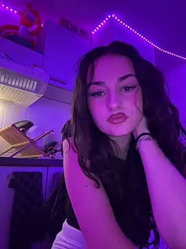 claraaaa06 online show from February 2026 07:45:01 PM