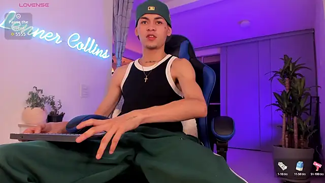 LennerCollins  online show from April 2026 11:29:01 PM