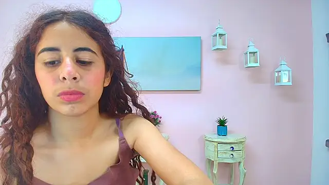 scarlett clyde online show from June 2026 12:42:02 PM