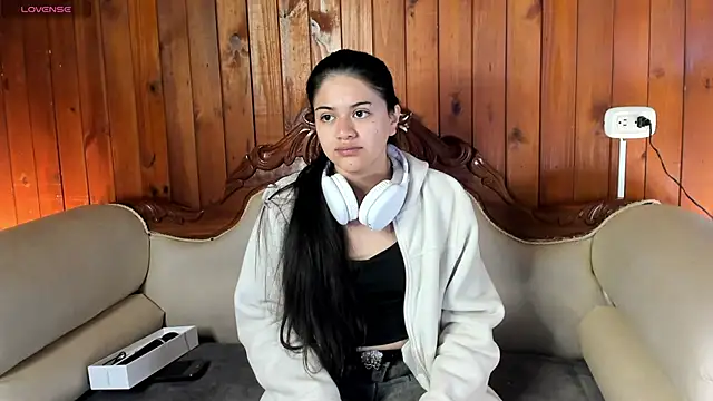 CottonCloud20 online show from March 2026 01:29:02 PM