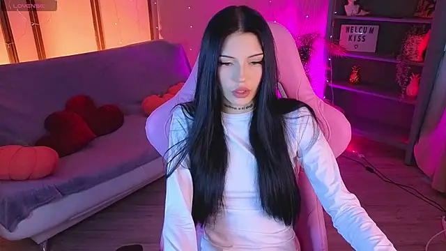 Kelly  Bunny online show from June 2026 05:45:02 AM