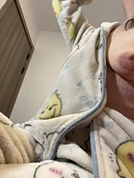 Snapshot of Cheating-wife chatting on March 2026 12:09:01 PM Cheating-wife online show from March 2026 12:09:01 PM