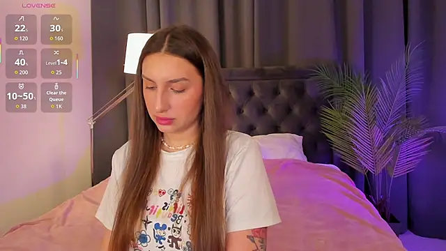 Celine Coello online show from May 2026 08:39:01 PM