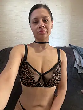 Snapshot of AlisRoxy chatting on March 2026 02:22:01 PM AlisRoxy online show from March 2026 02:22:01 PM