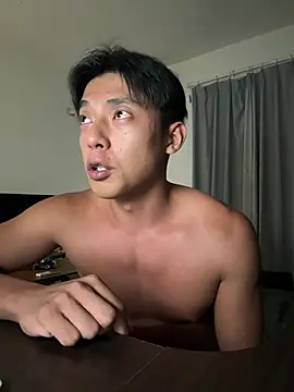 Yooo17 online show from July 2026 03:51:01 PM