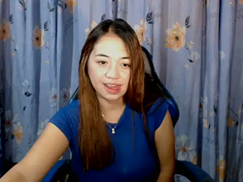 pinay mayahiga online show from April 2026 05:33:02 PM