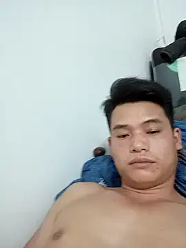 Snapshot of Maycute18 chatting on March 2026 01:46:02 PM Maycute18 online show from March 2026 01:46:02 PM