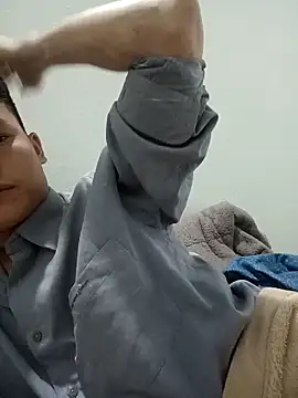 Snapshot of Maycute18 chatting on March 2026 01:40:02 PM Maycute18 online show from March 2026 01:40:02 PM