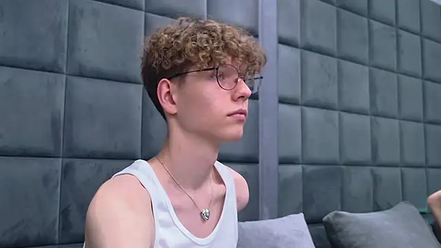 WilliamCurlis online show from February 2026 10:25:01 AM