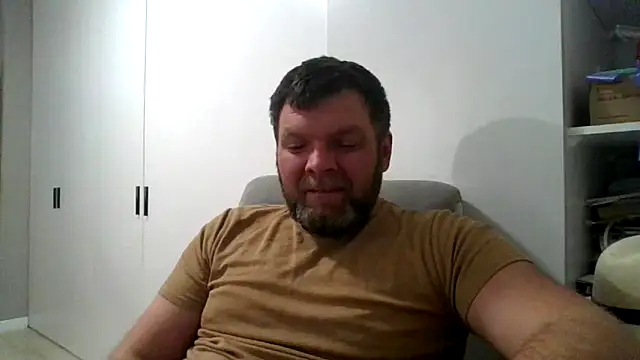 Hot Adonis online show from March 2026 11:43:01 PM