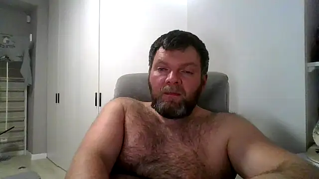 Hot Adonis online show from March 2026 11:08:01 PM
