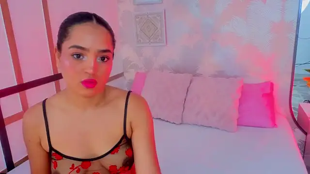 Emma Thompssonn online show from April 2026 12:14:01 PM