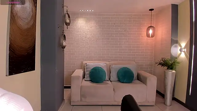 MilaVelvet  online show from February 2026 12:20:01 PM