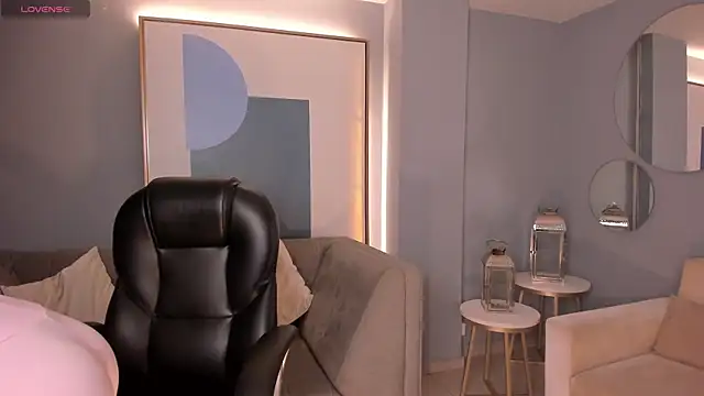 BellaThompsonX online show from February 2026 11:36:02 PM