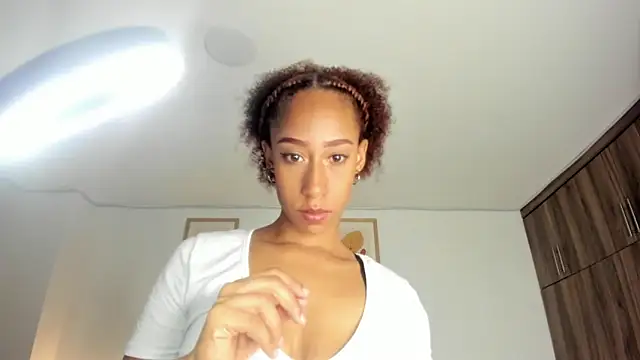 Jadeobi  online show from February 2026 01:16:02 PM