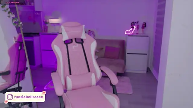 Blush Marie online show from April 2026 03:00:02 AM