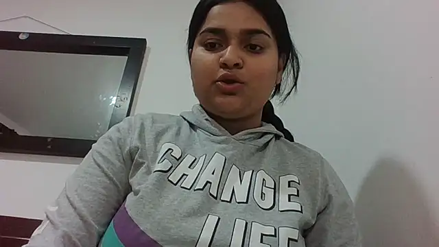 Emma Sweet- online show from February 2026 12:16:02 AM