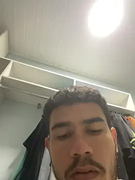 reipromiscuo01 online show from February 2026 04:16:02 AM