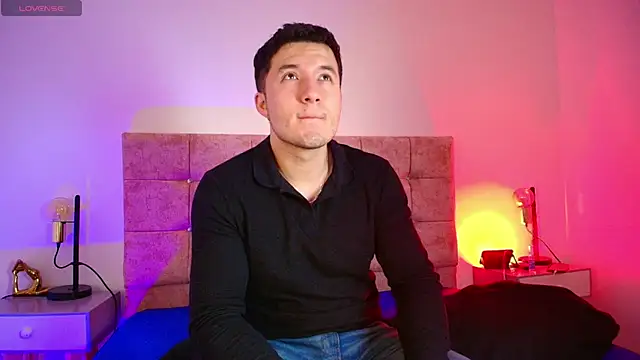 Alexander Connor online show from February 2026 12:23:02 PM