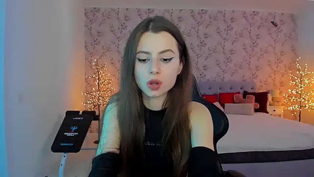 Snapshot of Hot_Molly5 chatting on March 2026 11:03:01 AM Hot Molly5 online show from March 2026 11:03:01 AM