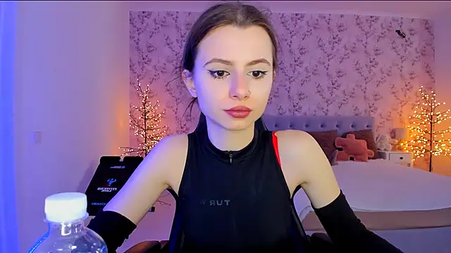 Snapshot of Hot_Molly5 chatting on March 2026 10:43:02 AM Hot Molly5 online show from March 2026 10:43:02 AM