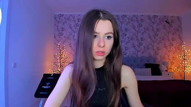 Snapshot of Hot_Molly5 chatting on May 2026 08:03:02 PM Hot Molly5 online show from May 2026 08:03:02 PM