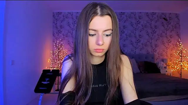 Hot Molly5 online show from June 2026 06:33:02 PM