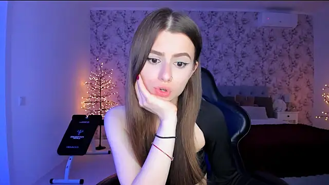 Hot Molly5 online show from July 2026 06:28:01 PM