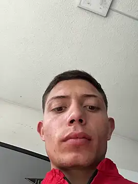 santiObrero online show from March 2026 03:06:01 PM