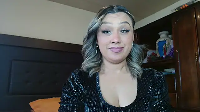 aitanalove  online show from April 2026 09:35:01 PM