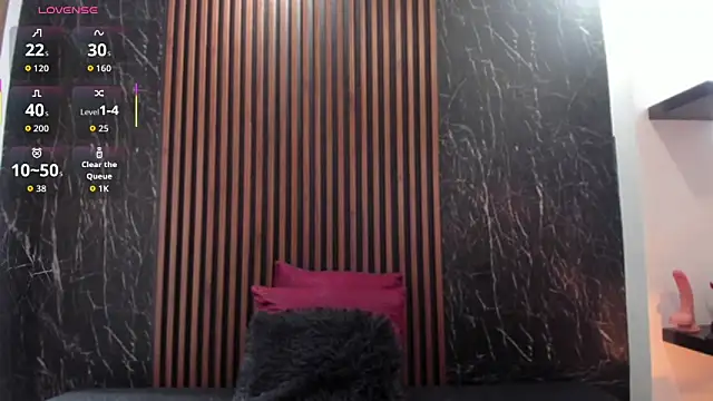 Marilyndackaria  online show from April 2026 12:21:02 PM