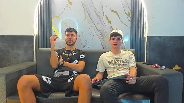 Angel Villareal online show from March 2026 04:29:01 AM