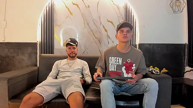 Angel Villareal online show from March 2026 04:17:02 AM