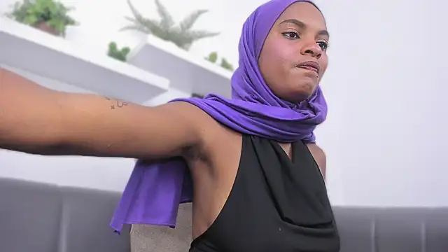 Amira Alzahra online show from June 2026 06:00:02 PM