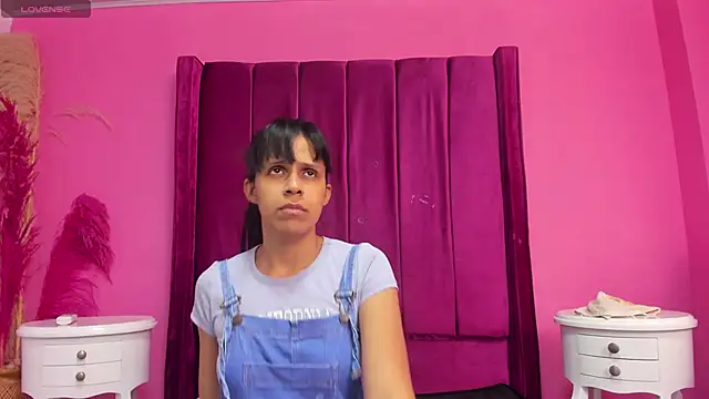 mitzukywinteer online show from June 2026 09:27:02 PM