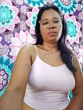 Snapshot of Yandris_1212 chatting on July 2026 01:39:02 PM Yandris 1212 online show from July 2026 01:39:02 PM