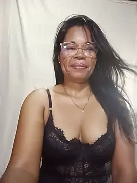 Snapshot of Yandris_1212 chatting on July 2026 02:03:01 AM Yandris 1212 online show from July 2026 02:03:01 AM