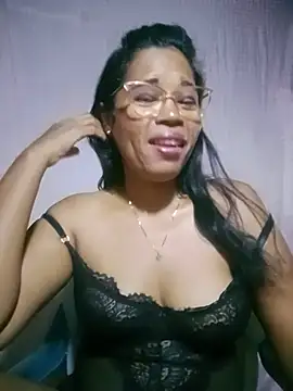 Snapshot of Yandris_1212 chatting on July 2026 01:41:01 AM Yandris 1212 online show from July 2026 01:41:01 AM