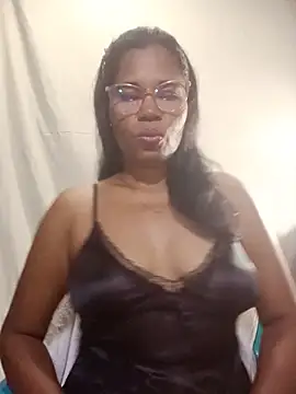 Snapshot of Yandris_1212 chatting on August 2026 12:43:02 AM Yandris 1212 online show from August 2026 12:43:02 AM