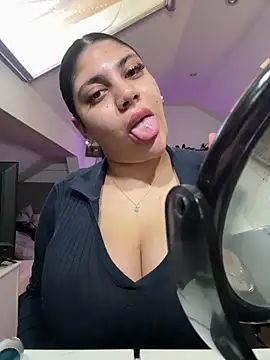 Snapshot of MinaKhalina chatting on March 2026 12:09:01 PM MinaKhalina online show from March 2026 12:09:01 PM