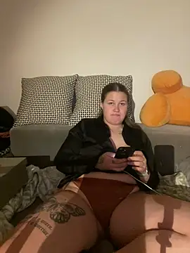 justsomeoneuknow online show from March 2026 09:58:01 PM