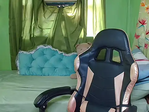 urslutscarlet online show from March 2026 07:13:01 AM