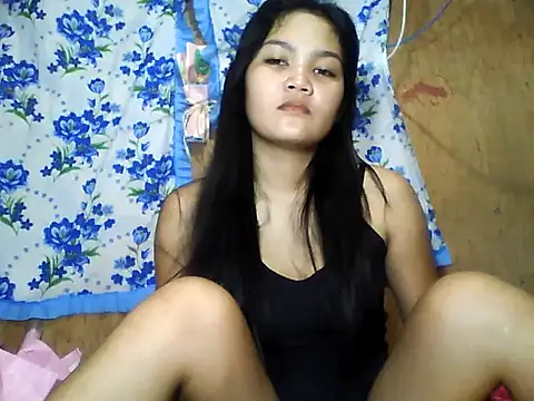Snapshot of PinaySkinnyJust18 chatting on May 2026 10:00:02 PM PinaySkinnyJust18 online show from May 2026 10:00:02 PM