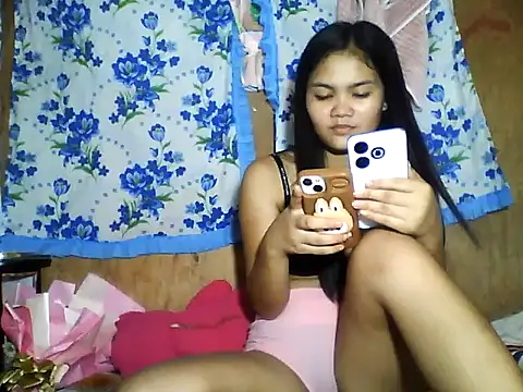 Snapshot of PinaySkinnyJust18 chatting on June 2026 10:29:01 AM PinaySkinnyJust18 online show from June 2026 10:29:01 AM