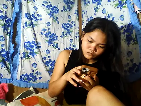 PinaySkinnyJust18 online show from June 2026 10:21:02 PM