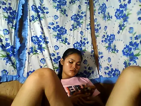 PinaySkinnyJust18 online show from June 2026 10:27:01 AM