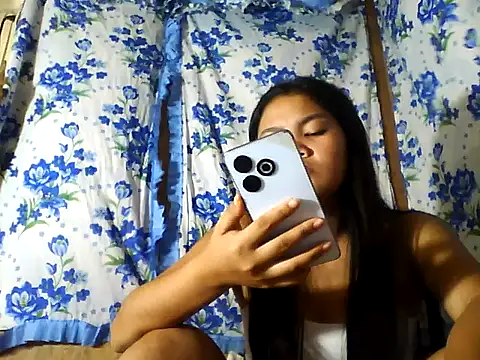 PinaySkinnyJust18 online show from July 2026 10:03:01 PM